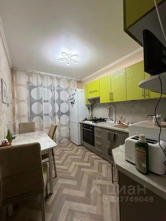 3-к кв. Тверская область, Кимры ул. 60 лет Октября, 28А (65.9 м) - Фото 1