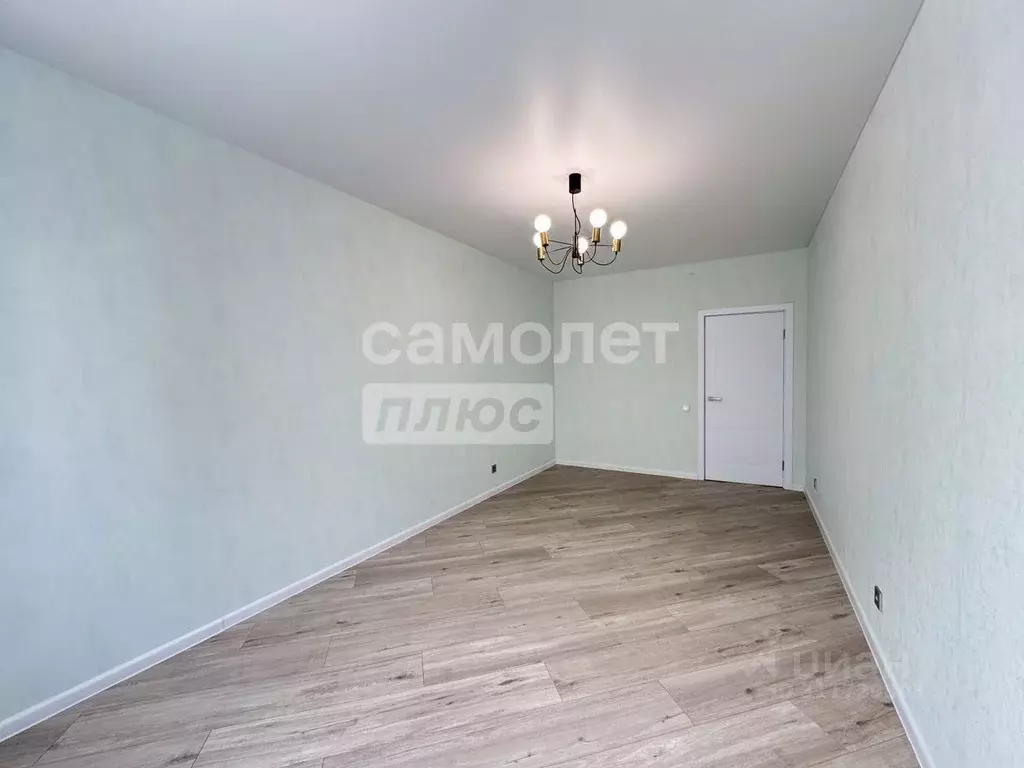 3-к кв. Удмуртия, Ижевск ул. Холмогорова, 107 (70.2 м) - Фото 0