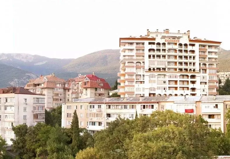 Свободной планировки кв. Крым, Ялта ул. Свердлова, 48 (226.0 м) - Фото 0