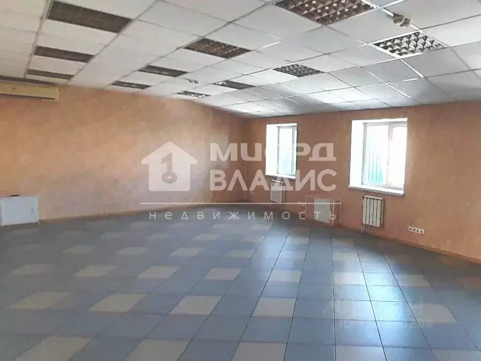 Помещение свободного назначения в Омская область, Омск ул. 10 лет ... - Фото 1