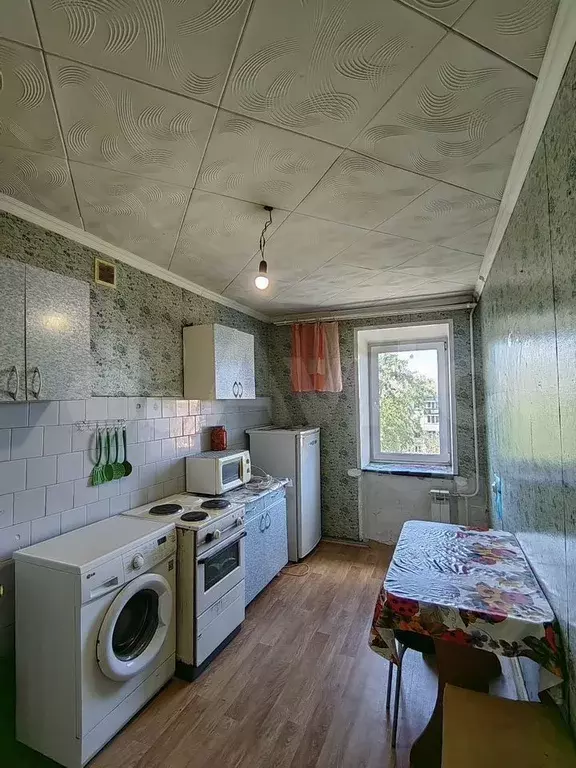 3-к. квартира, 83 м, 5/9 эт. - Фото 0
