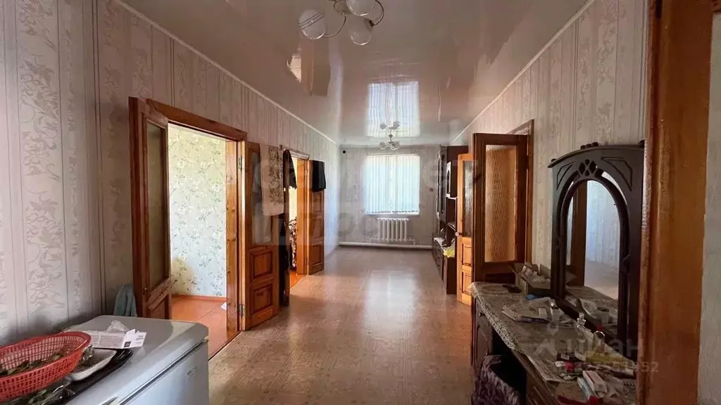 Дом в Оренбургская область, пос. Саракташ ул. Больничная (185 м) - Фото 1