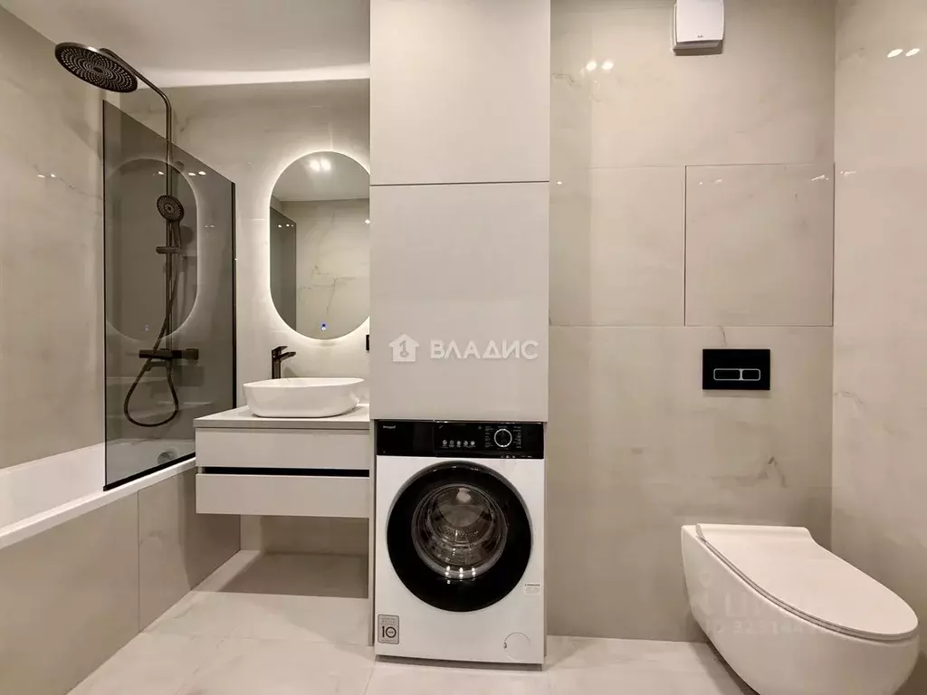 2-к кв. Владимирская область, Владимир ул. Лакина, 2 (66.5 м) - Фото 1