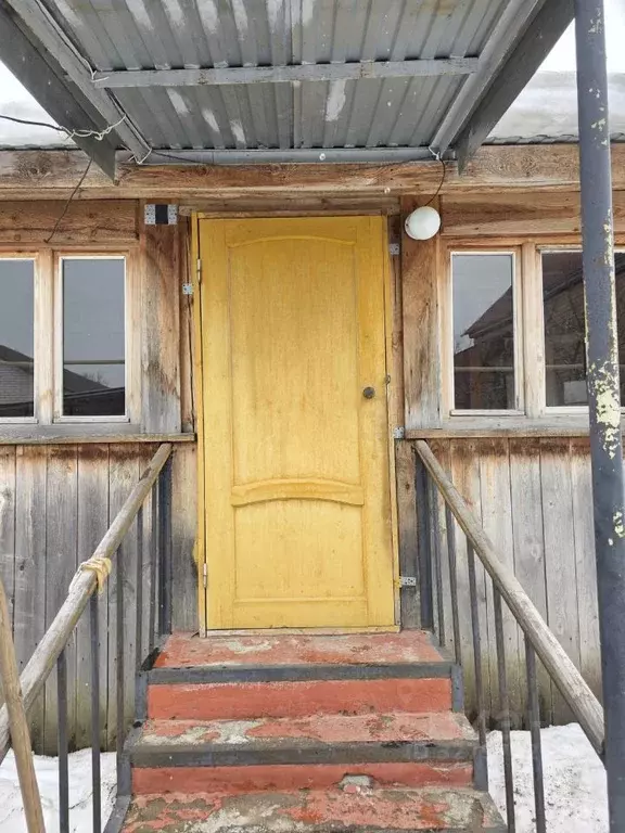 Дом в Саратовская область, с. Березина Речка ул. Школьная, 18 (55 м) - Фото 1