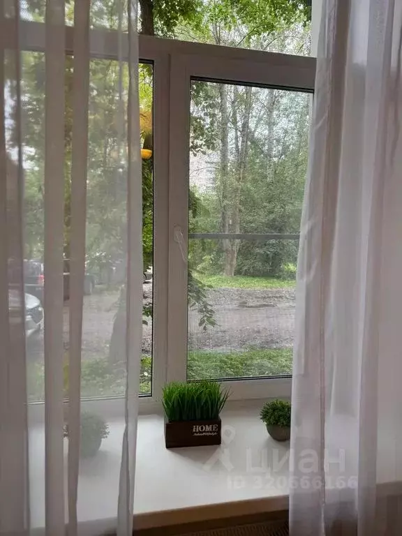 Комната Санкт-Петербург 2-я Комсомольская ул., 3 - Фото 2