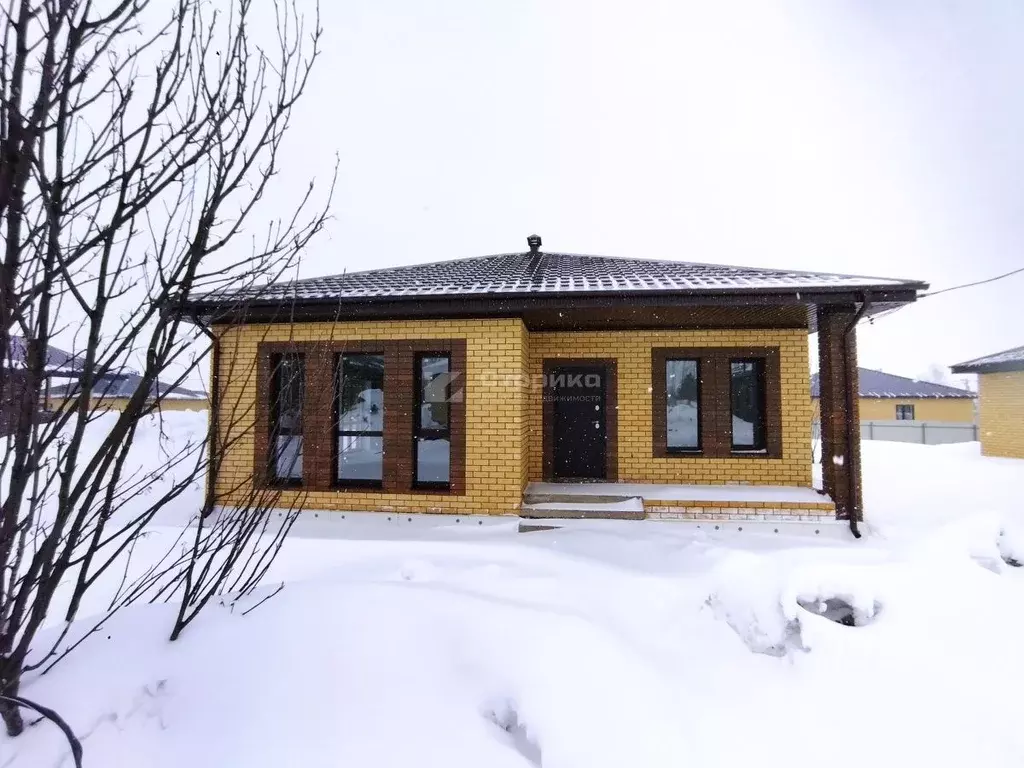 Дом в Башкортостан, Уфимский район, Русско-Юрмашский сельсовет, д. ... - Фото 0