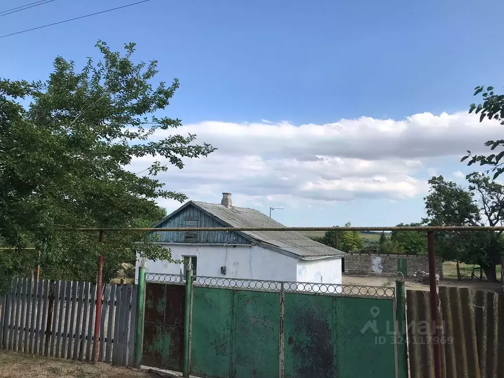 Дом в Крым, с. Ленинское ул. Прямая (47 м) - Фото 1