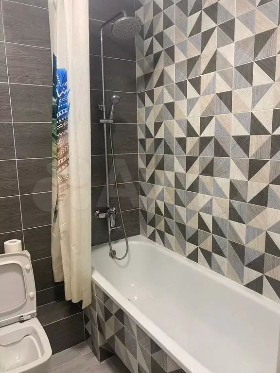 1-к. квартира, 40 м, 6/9 эт. - Фото 0