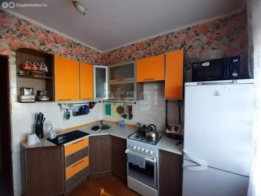 2-комнатная квартира: Омск, улица Малиновского, 10/2 (52.9 м) - Фото 1
