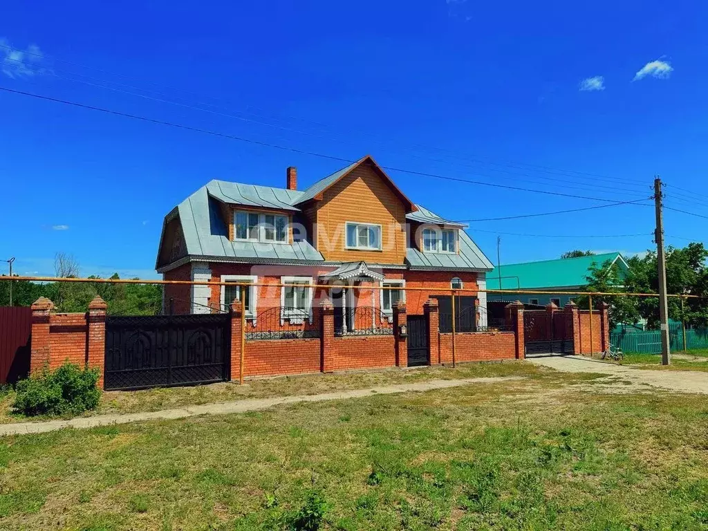 Коттедж в Самарская область, Сызранский район, с. Заборовка ... - Фото 1