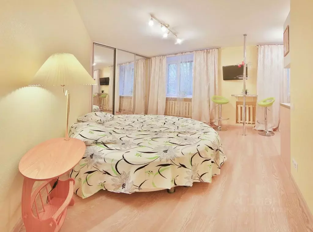 2-к кв. Москва Большой Кондратьевский пер., 4С1 (45.0 м) - Фото 0