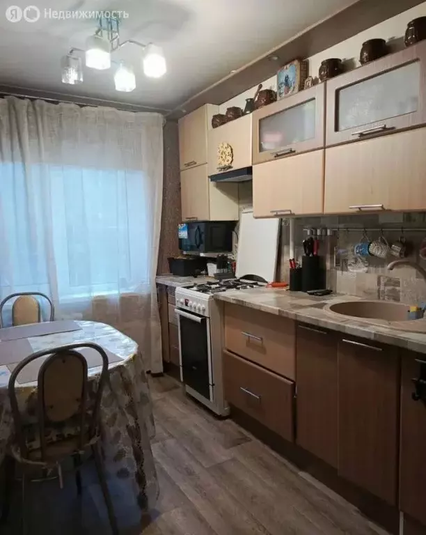 3-комнатная квартира: Новокуйбышевск, улица Будённого, 5 (57.4 м) - Фото 2