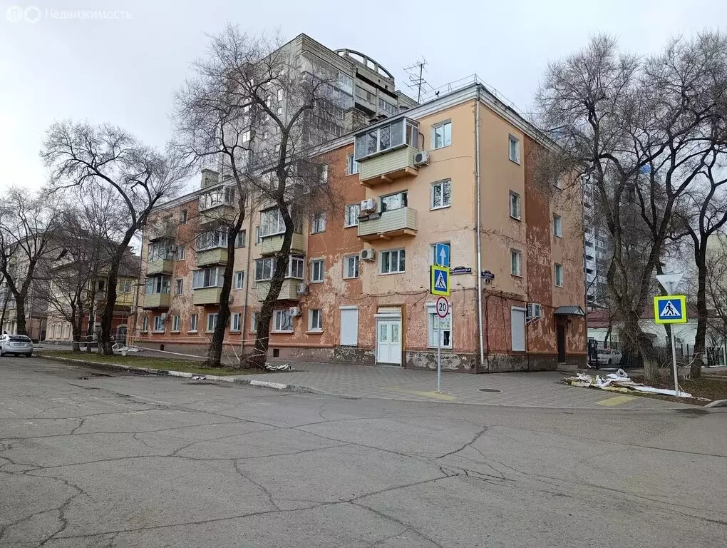 3-комнатная квартира: Благовещенск, улица Калинина, 2 (57 м) - Фото 1
