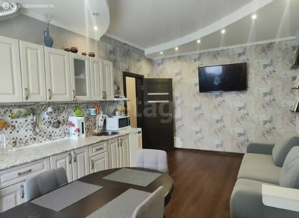 2-комнатная квартира: Усинск, Парковая улица, 8 (57.7 м) - Фото 2
