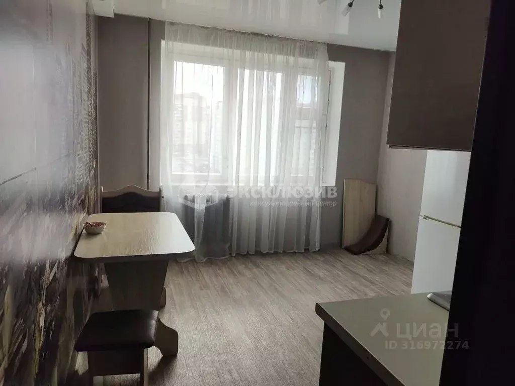 1-к кв. Тюменская область, Тюмень Широтная ул., 168 (42.0 м) - Фото 1