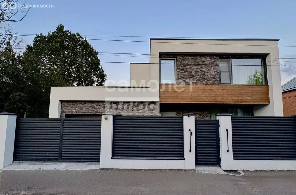 Дом в Красное, Садовая улица, 43 (280 м) - Фото 1