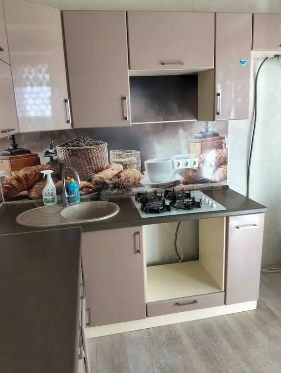 1-к. квартира, 38 м, 6/10 эт. - Фото 0