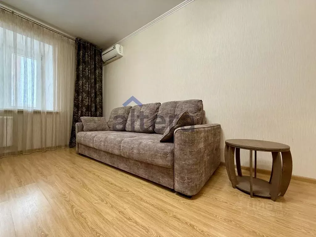 1-к кв. Татарстан, Казань ул. Адоратского, 3в (44.0 м) - Фото 1