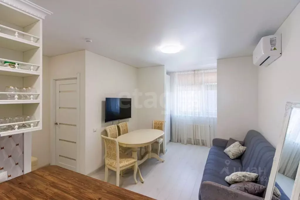 1-к кв. Тюменская область, Тюмень ул. Первооткрывателей, 14 (37.0 м) - Фото 1