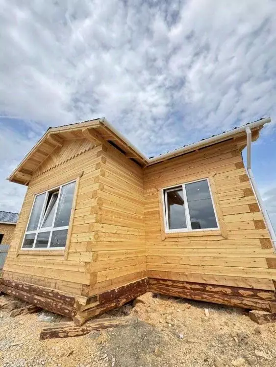 Дом в Саха (Якутия), Якутск городской округ, с. Хатассы 69 (88 м) - Фото 1