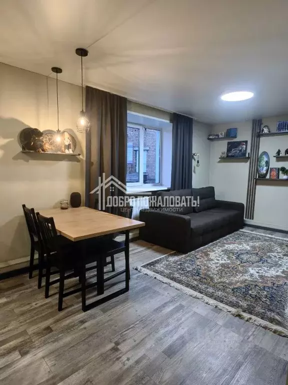 2-к кв. Хакасия, Абакан Согринская ул., 63 (41.5 м) - Фото 1