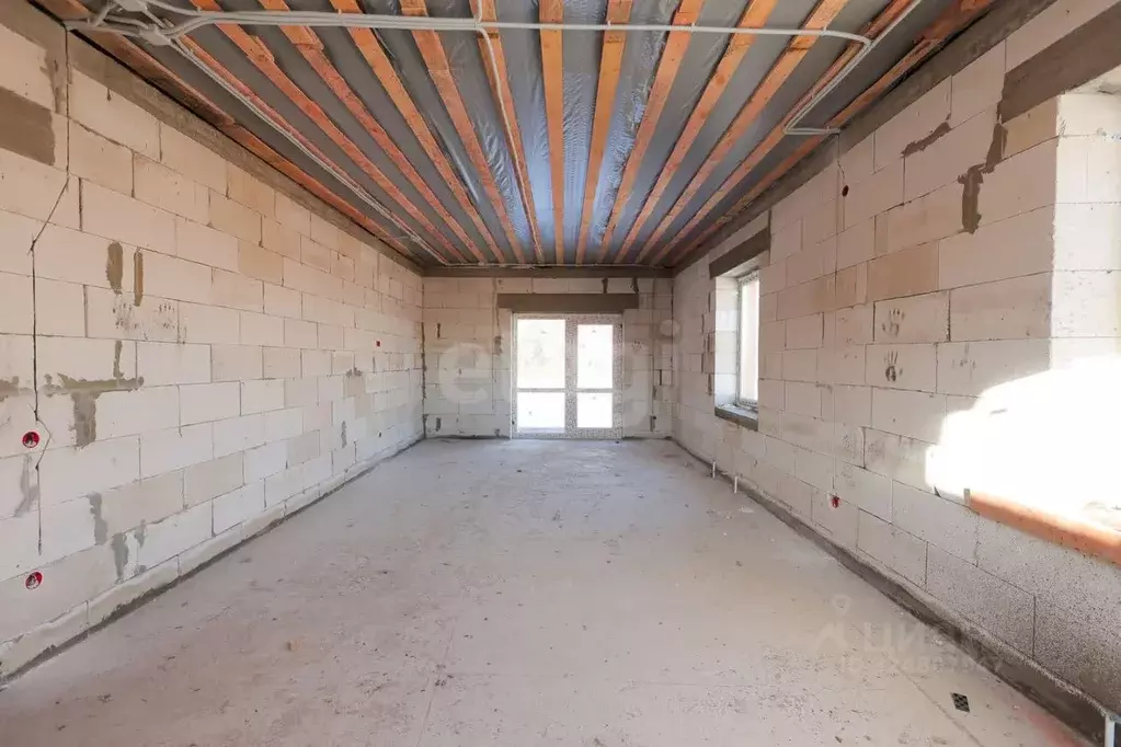 Дом в Оренбургская область, Оренбургский район, с. Подгородняя ... - Фото 1