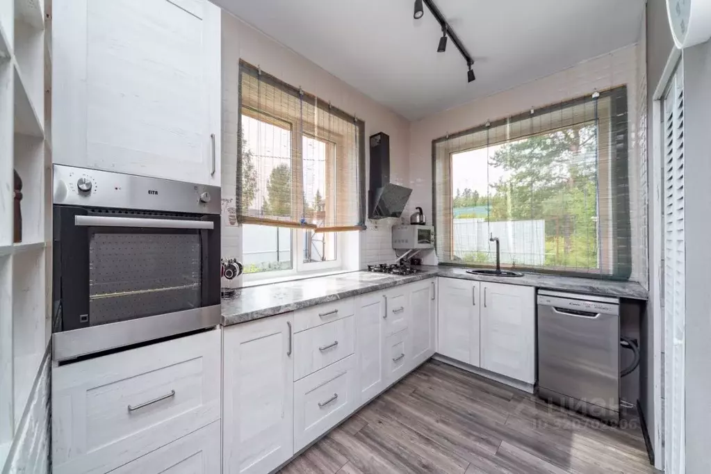 Дом в Карелия, Прионежский район, Шуйское с/пос, д. Бесовец, д. ... - Фото 1