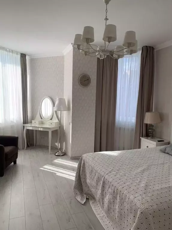 2-к кв. Ростовская область, Ростов-на-Дону ул. Суворова, 91а (80.0 м) - Фото 1