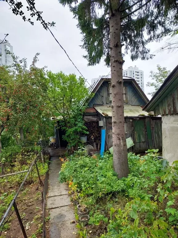 Дом в Свердловская область, Екатеринбург Связист-1 садовое ... - Фото 1