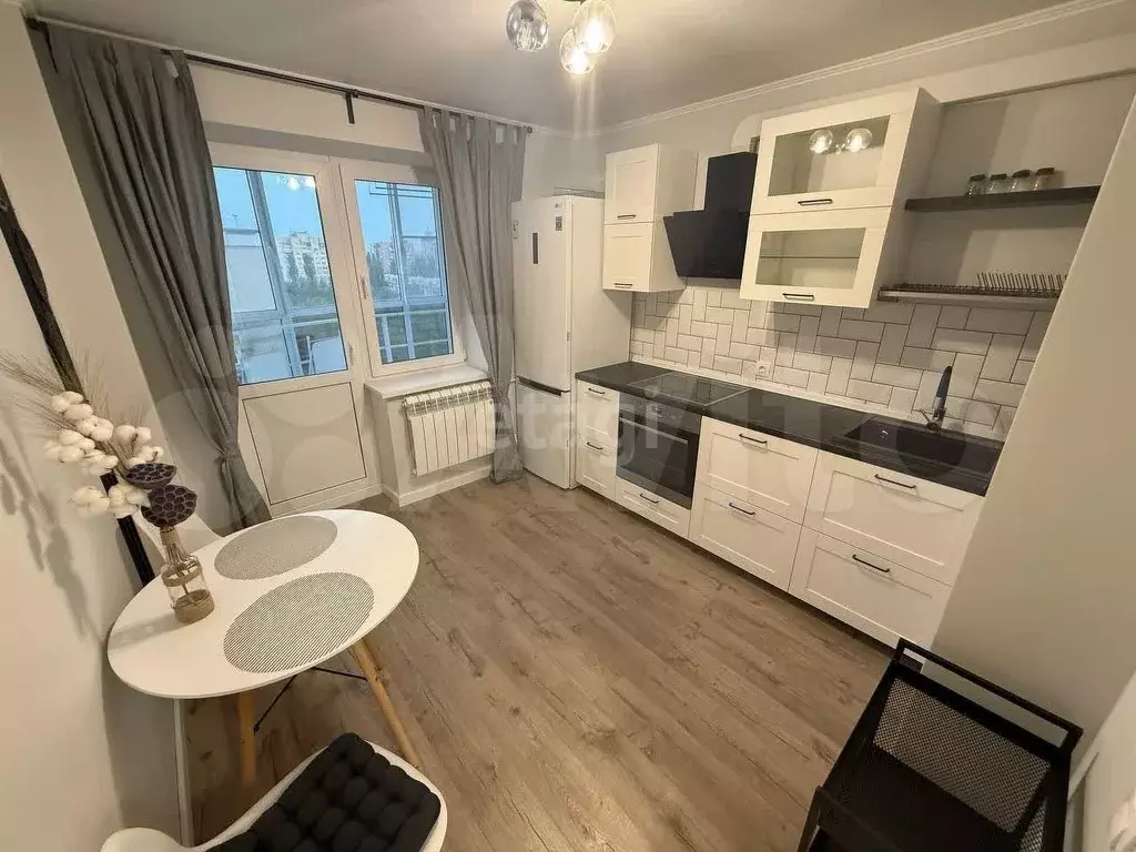 1-к. квартира, 31,7 м, 9/17 эт. - Фото 0