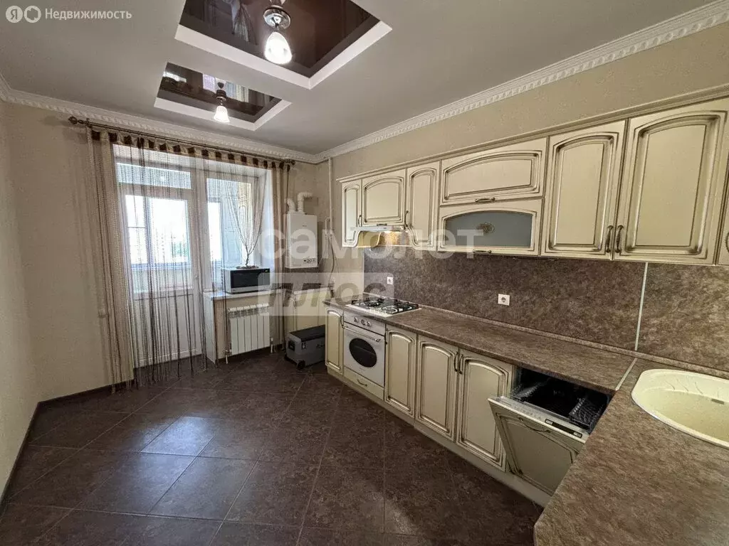 3-комнатная квартира: Ставрополь, улица Рогожникова, 2 (76.8 м) - Фото 1