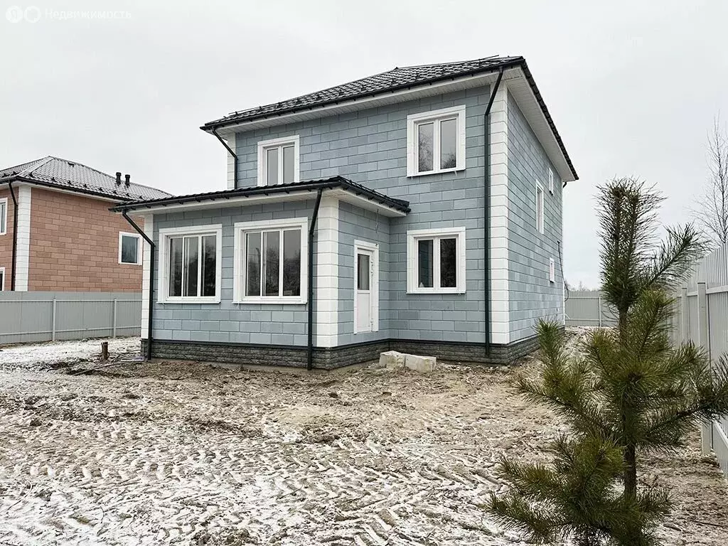 Дом в Раменское, Ноябрьская улица (150 м) - Фото 1