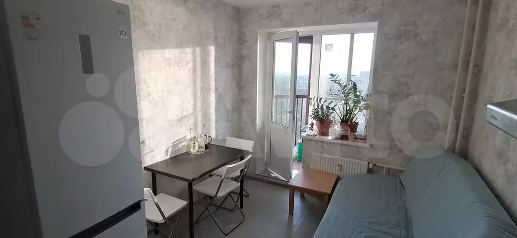 1-к. квартира, 40 м, 25/27 эт. - Фото 0
