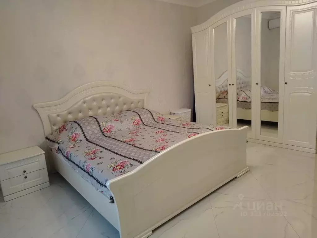 3-к кв. Крым, Керчь ул. Кирова, 25 (80.0 м) - Фото 1