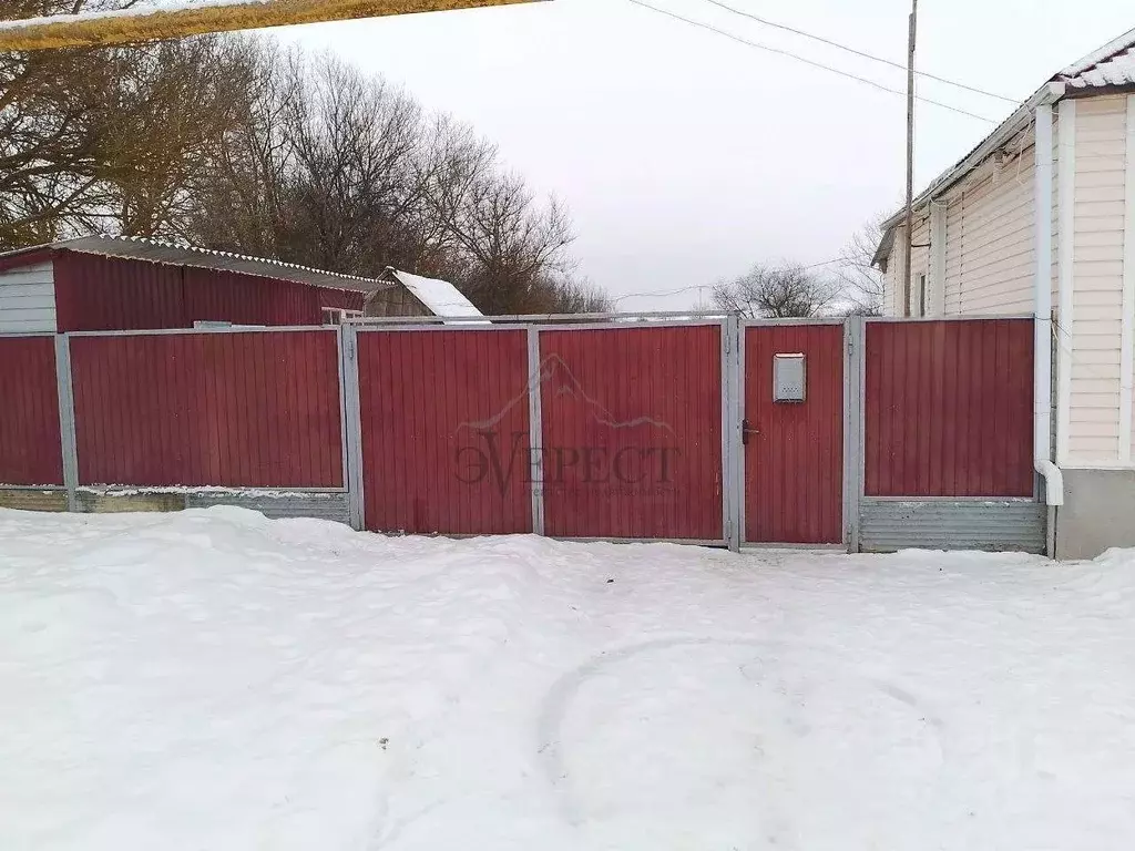Дом в Белгородская область, Старооскольский городской округ, с. ... - Фото 2