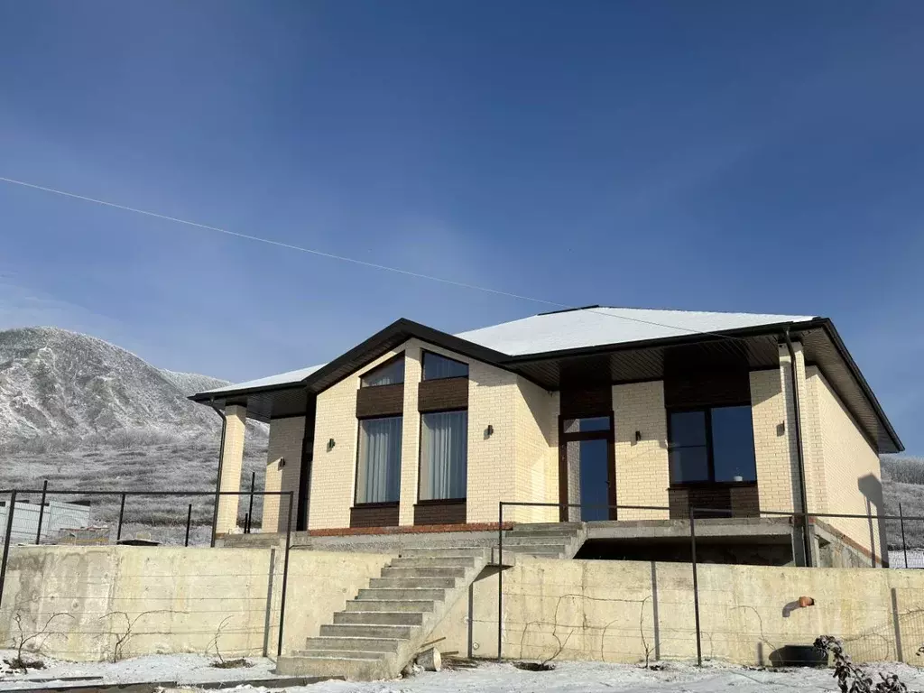 Таунхаус в Ставропольский край, Минераловодский муниципальный округ, ... - Фото 1