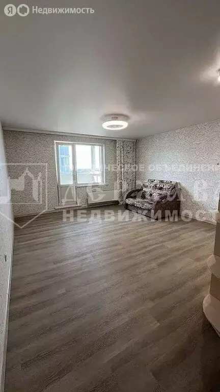 2-комнатная квартира: Кемерово, улица Дегтярёва, 7 (56 м) - Фото 0