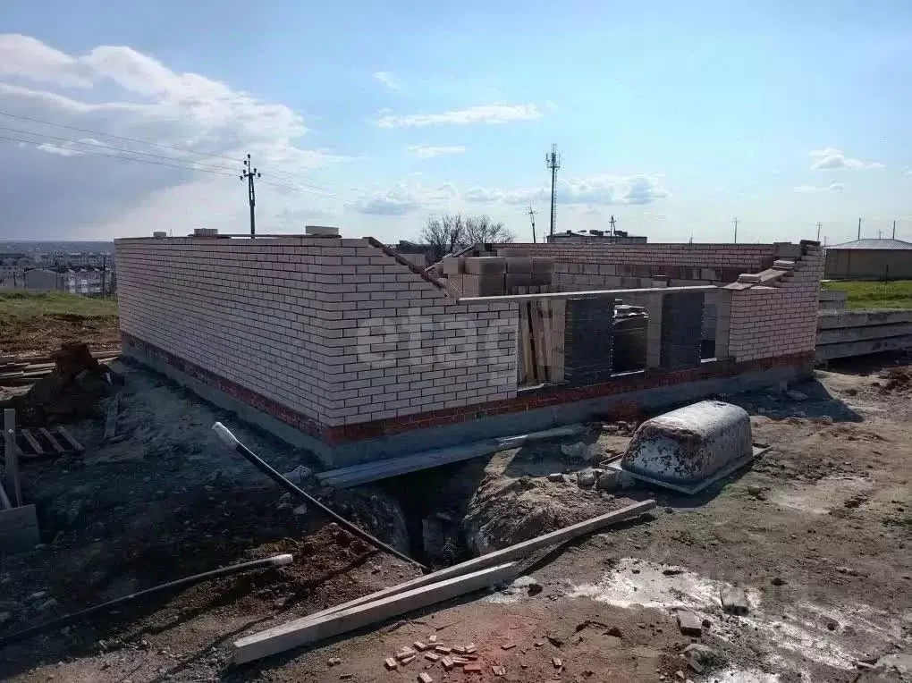 Дом в Калмыкия, Элиста пер. Ахтубинский, 5 (115 м) - Фото 2