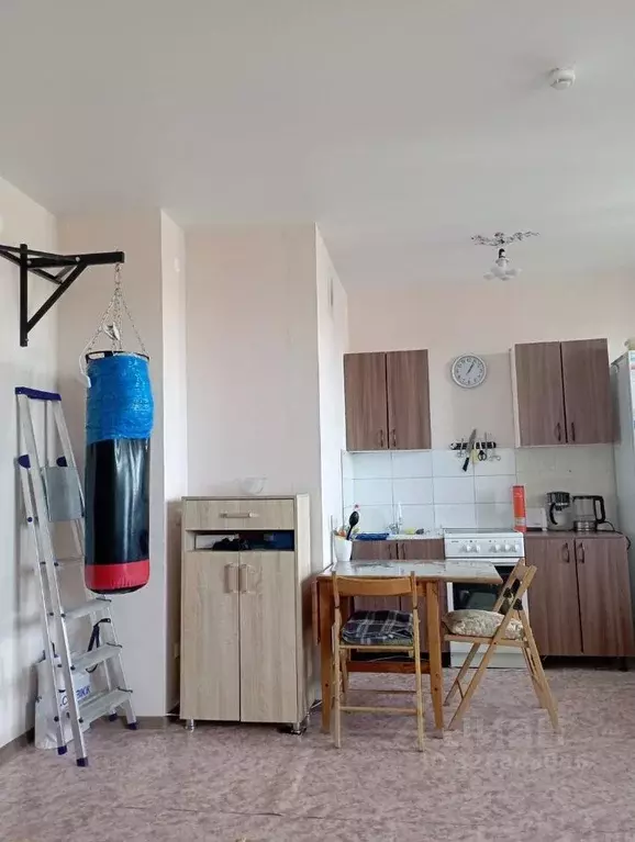 Студия Ханты-Мансийский АО, Нягань 3-й мкр, 9А (33.2 м) - Фото 1