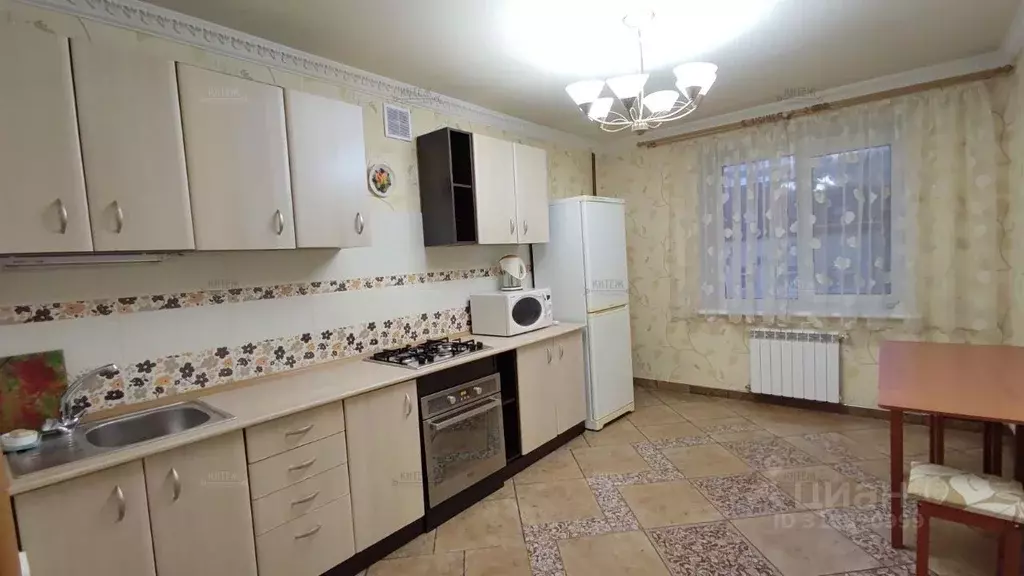 3-к кв. Калужская область, Калуга Георгиевская ул., 3 (91.0 м) - Фото 0