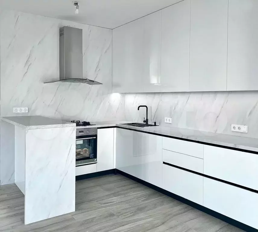 3-к. квартира, 77 м, 5/8 эт. - Фото 0