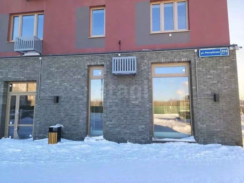 Помещение свободного назначения в Тюменская область, Тюмень ул. ... - Фото 1