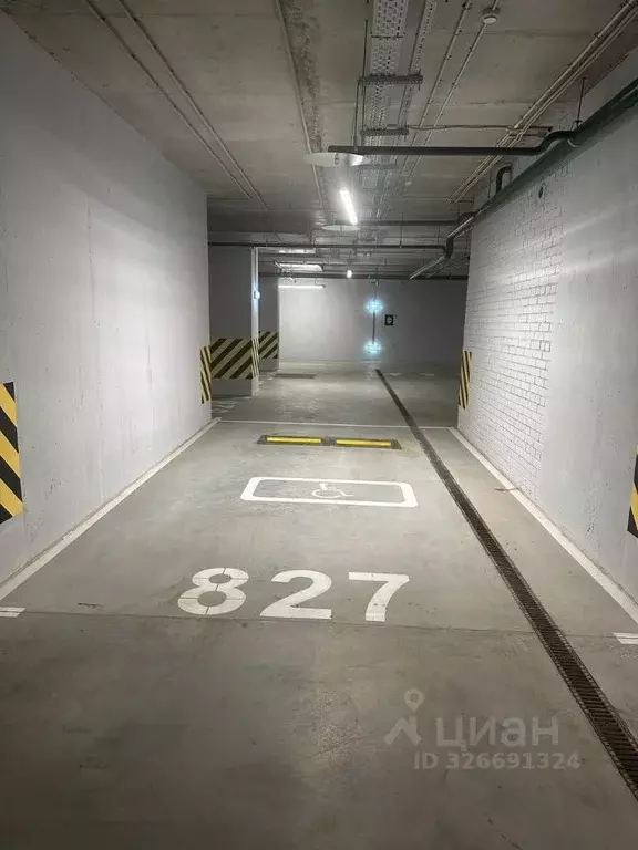 Гараж в Москва бул. Братьев Весниных, 1 (22 м) - Фото 1