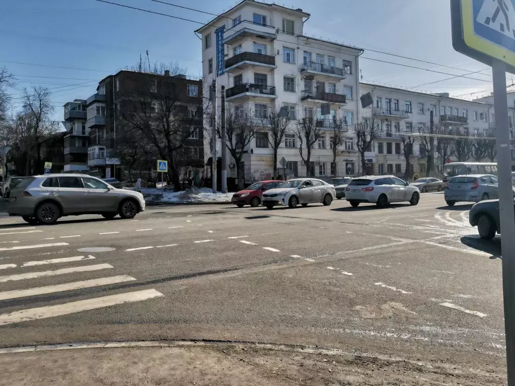 Помещение свободного назначения в Ивановская область, Иваново просп. ... - Фото 1