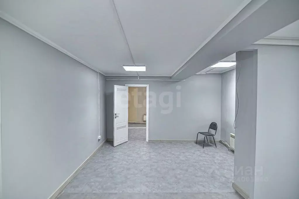 Офис в Сахалинская область, Южно-Сахалинск 7-й мкр, проезд Спортивный, ... - Фото 1