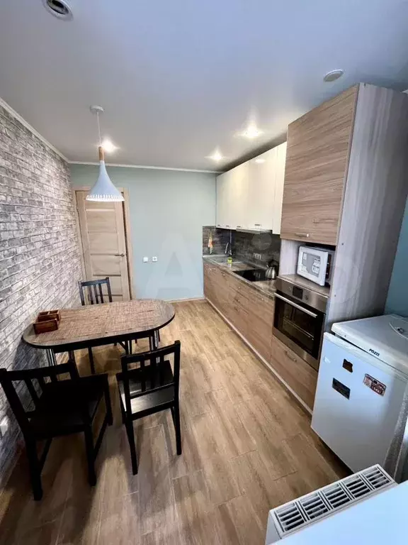1-к. квартира, 41 м, 6/10 эт. - Фото 1