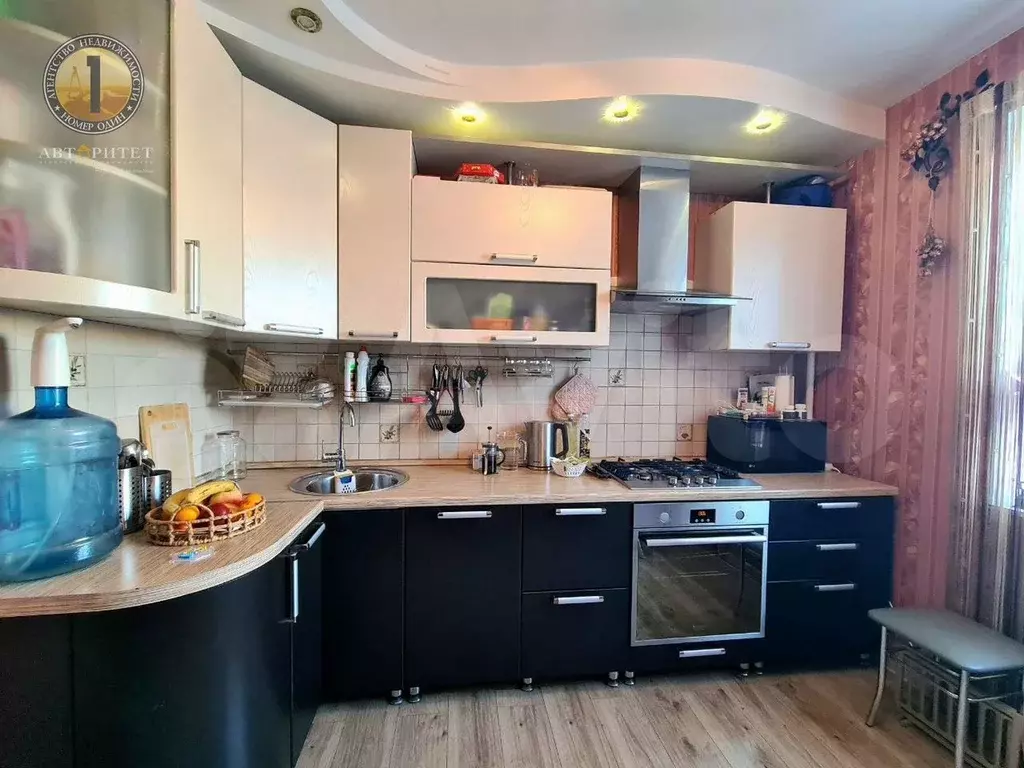 3-к. квартира, 67 м, 3/9 эт. - Фото 1