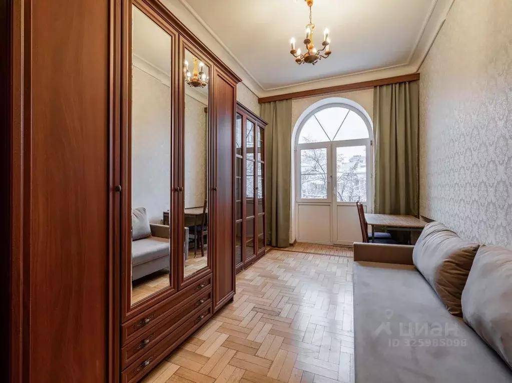 2-к кв. Москва Малая Бронная ул., 17 (50.0 м) - Фото 1