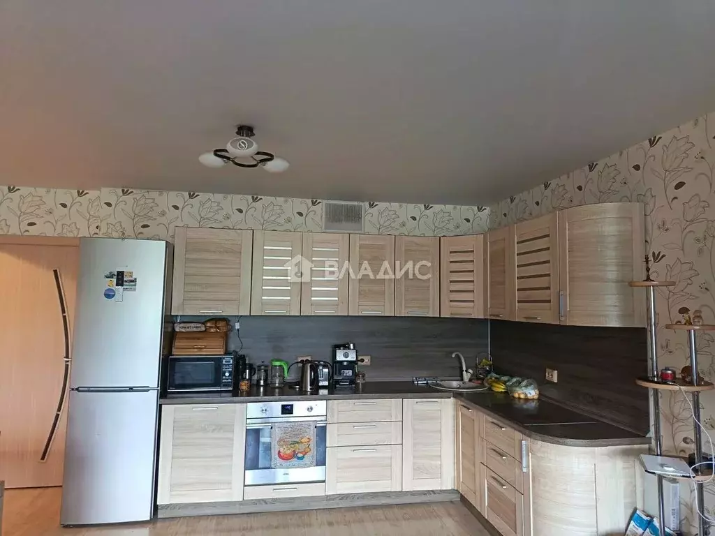 3-к кв. Карелия, Петрозаводск наб. Варкауса, 17 (71.6 м) - Фото 0