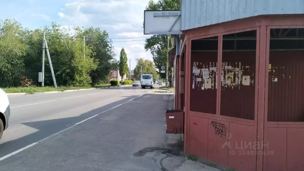 Торговая площадь в Саратовская область, Балаково ул. Ленина, 22 (80 м) - Фото 2